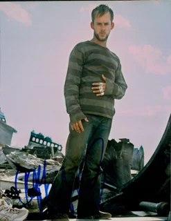 Dominic Monaghan autograph