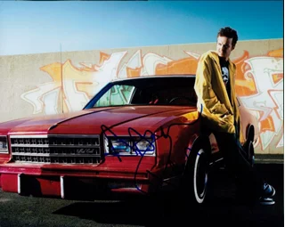 Aaron Paul autograph