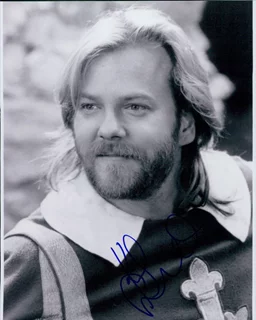 Kiefer Sutherland autograph