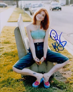 Alyson Hannigan autograph