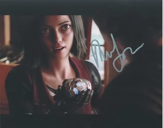 Rosa Salazar autograph