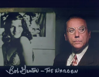 Bob Gunton autograph