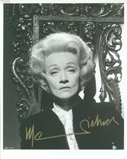 Marlene Dietrich autograph