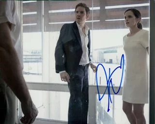 Daniel Bruhl autograph