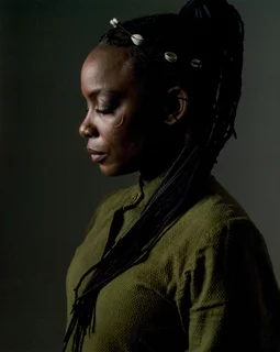 Aunjanue Ellis autograph