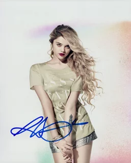 Sky Ferreira autograph