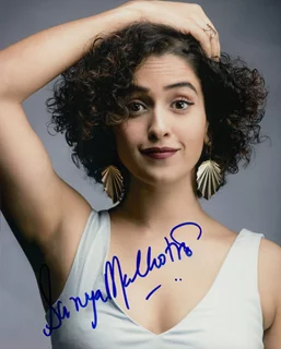 Sanya Malhotra autograph