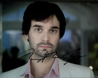 Alex Ross Perry autograph