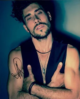 Octavio Pizano autograph