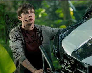 Nick Robinson autograph