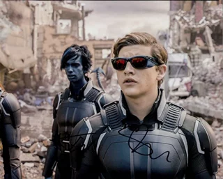 Tye Sheridan autograph