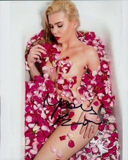 Joanna Borov autograph
