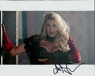 Allison Dunbar autograph