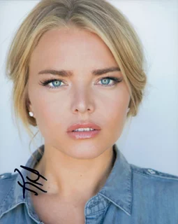 Kiersten Hall autograph