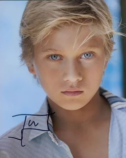 Thomas Kuc autograph