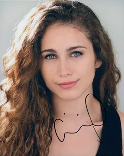 Cecilia Leal autograph