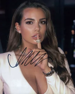 Nadine Mirada autograph