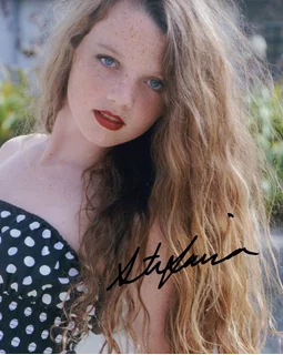 Stefania Owen autograph
