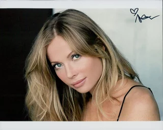 Malea Rose autograph