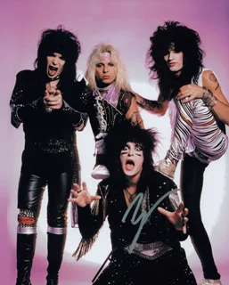 Vince Neil autograph