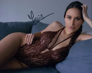 Marie Brethenoux autograph