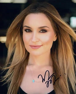 Mara Marini autograph