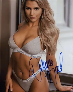 Delanie Neal autograph