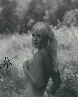 Maddie Pocks autograph