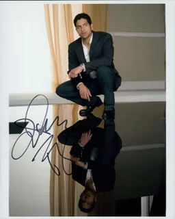 Adam Rodriguez autograph