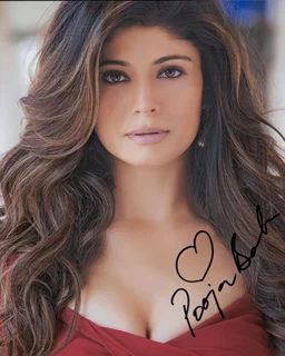 Pooja Batra autograph