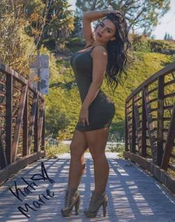 Kati Marie Cardenalli autograph