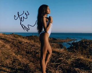 Teala Dunn autograph