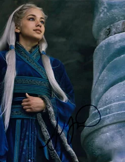 Seychelle Gabriel autograph