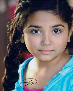 Julia Garcia autograph