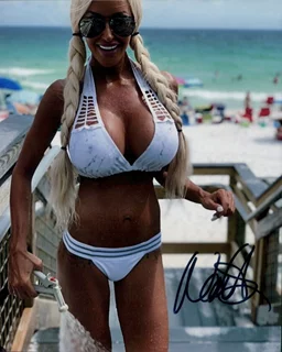 Nannette Hammond autograph