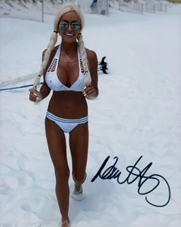 Nannette Hammond autograph