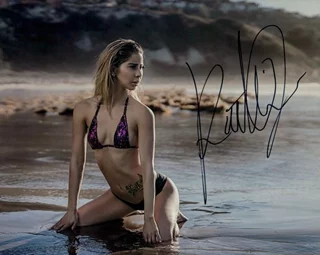 Kaitlin Jochimsen autograph