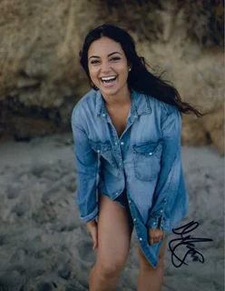Ianna Sarkis autograph