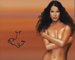 Patricia Velazquez autograph
