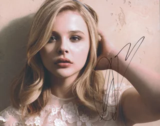 Chloe Moretz autograph
