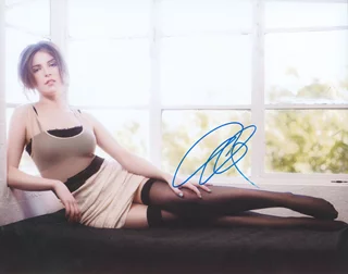Anna Kendrick autograph