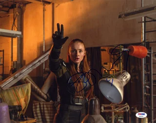 Sophie Turner autograph