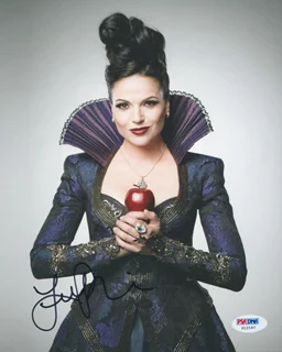Lana Parrilla autograph