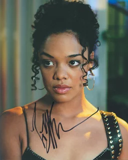 Tessa Thompson autograph