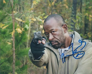 Lennie James autograph