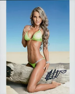 Sarah Allen autograph