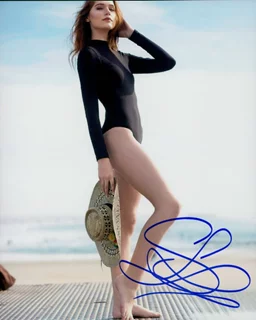 Serena Laurel autograph