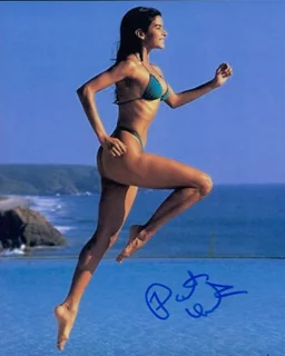 Patricia Velazquez autograph