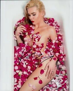 Joanna Borov autograph