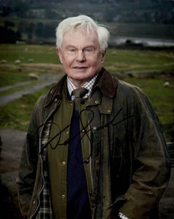 Derek Jacobi autograph